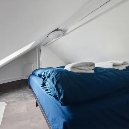 Mezzanine With Netflix - Le Marais Apartmán