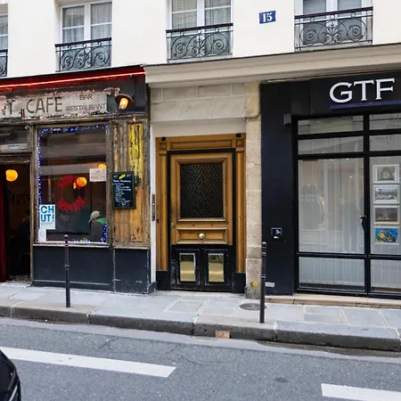 Mezzanine With Netflix - Le Marais Appartement